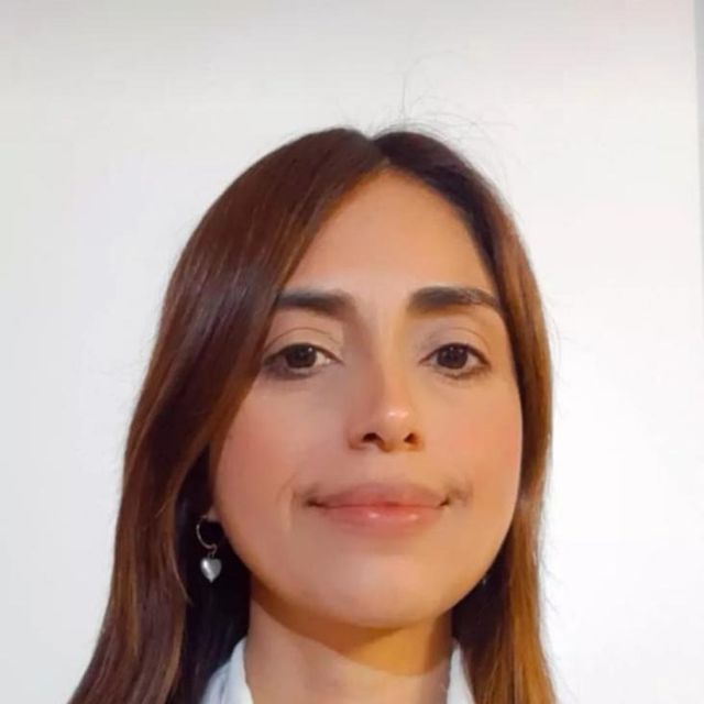 Karina Martínez , Psicólogo Capital Federal
