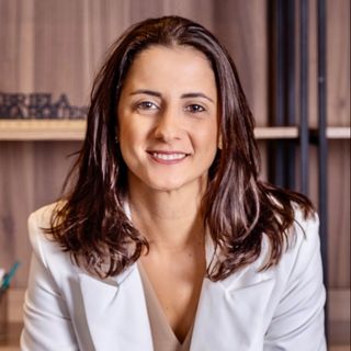 Ampliar imagem: Gabriela Marques Bastos Kasprzykowski, Oftalmologista Salvador