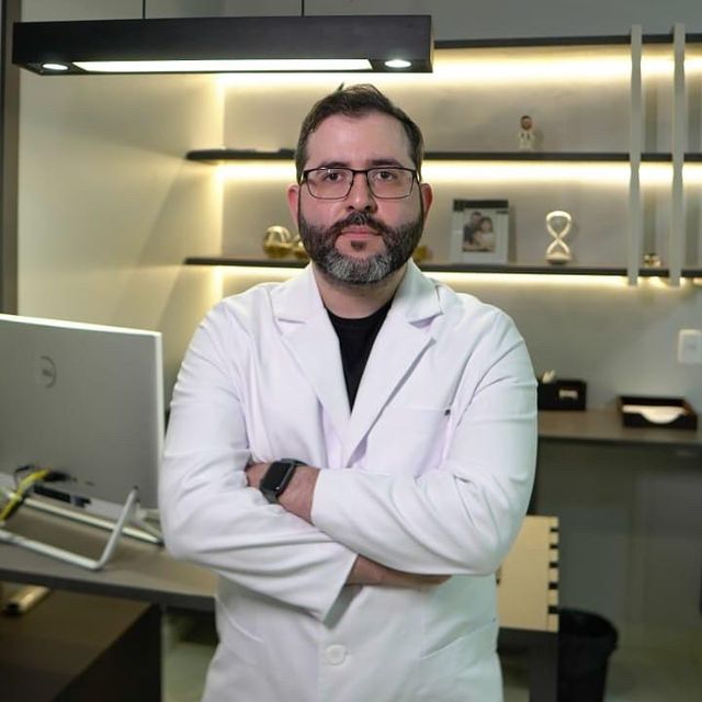 Higor Luciano Serique Gato Leite, Cirurgião geral Macapá