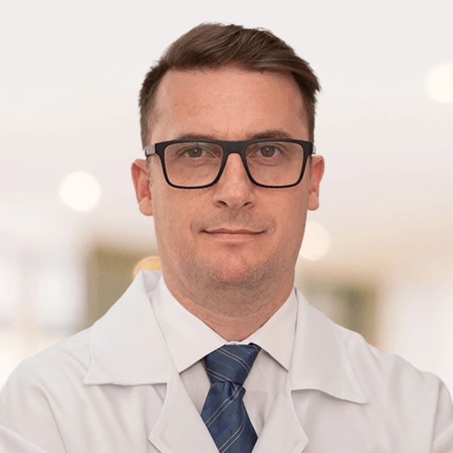 Marcus Vinicius Crestani, Ortopedista - Traumatologista Porto Alegre