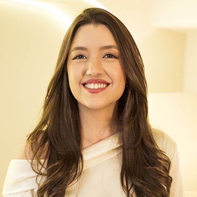 Lívia Reis, Ginecologista Curitiba