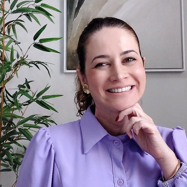 Renata Trovarelli, Psicólogo Londrina