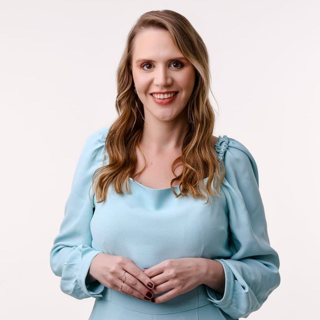 Joana Carolina Eccel, Nefrologista Brusque