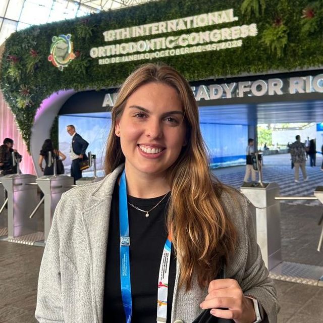 Maria Eduarda Perez, Dentista Rio de Janeiro