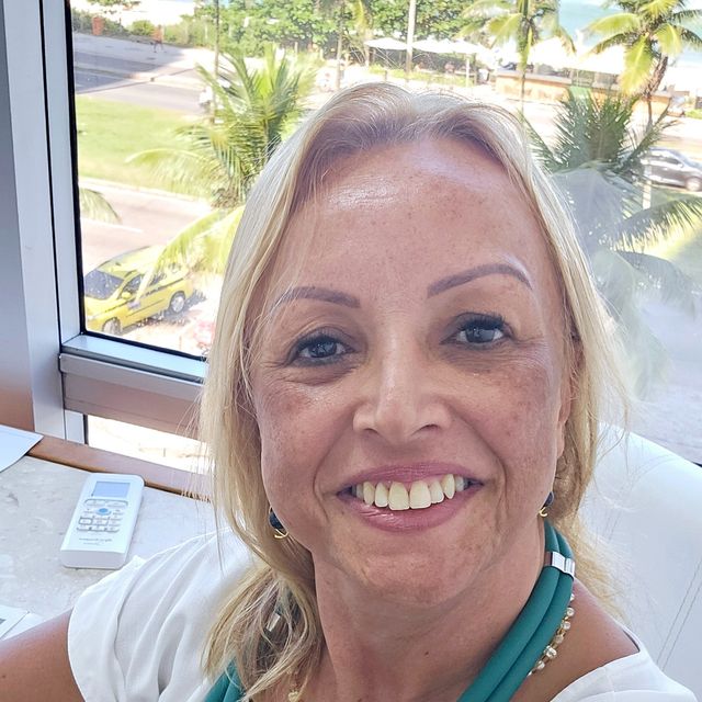 Cláudia  Joras, Médico Acupunturista Rio de Janeiro
