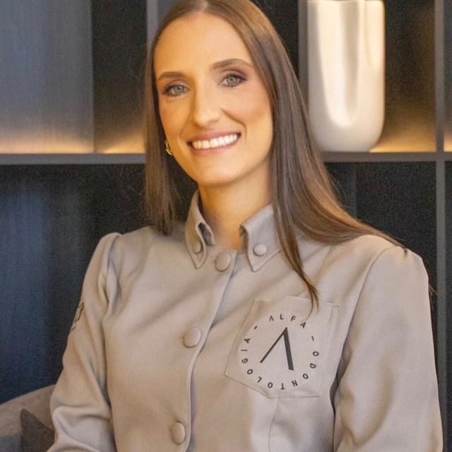 Tuane Saad nascimento, Dentista Ponta Grossa