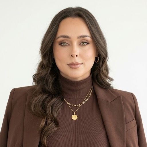 Júlia dos  Santos Pereira, Psicólogo Curitiba