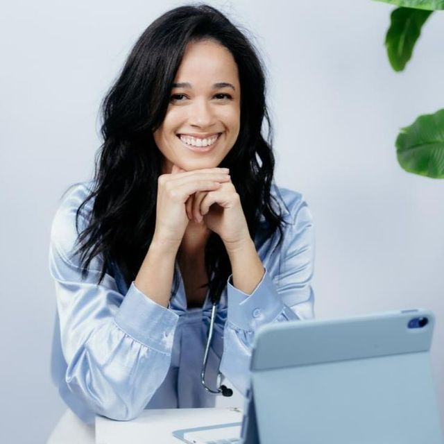 Gabriela  Nascimento De Aguiar , Médico clínico geral Belo Horizonte