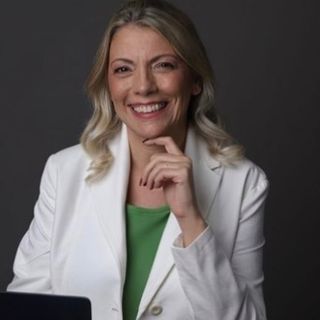 Dra. Isabel Cristina Silva do Nascimento