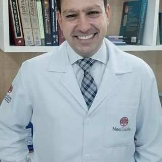 Ampliar imagem: Matheus Macri, Cirurgião geral Campina Grande Do Sul