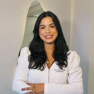 Raquel Mello, Dentista Brasília