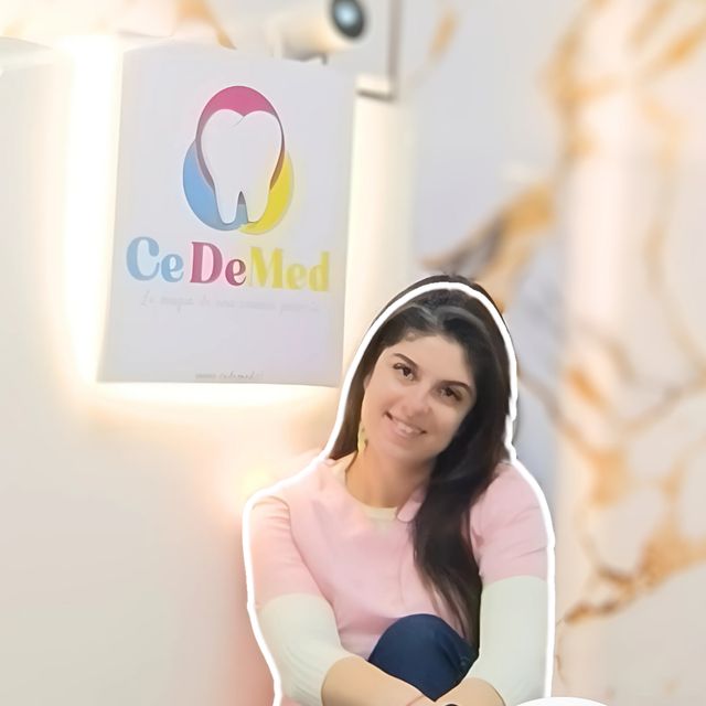 Carolina Aguayo, Dentista Concepción