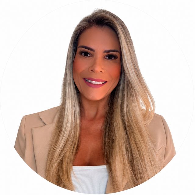 Verônica Oliveira