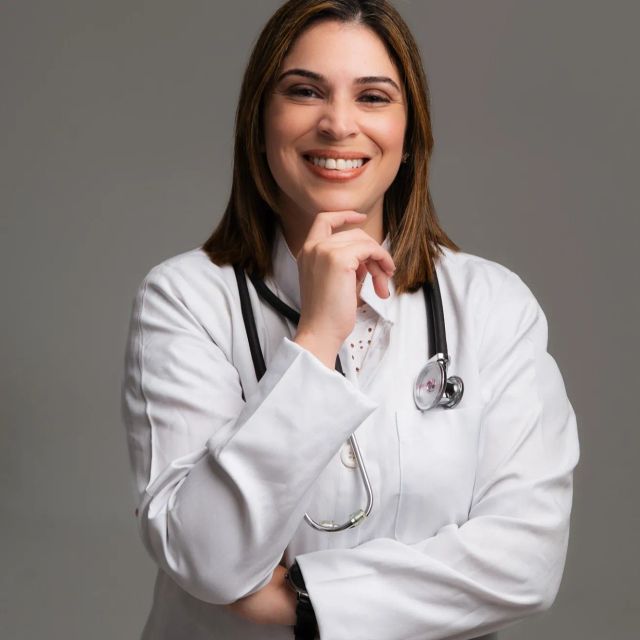 Isabella Andrade S. Freire, Médico clínico geral Uruguaiana