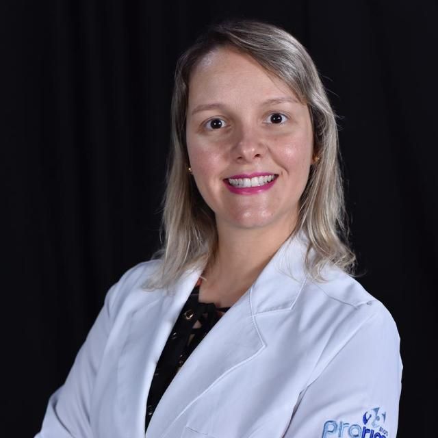 Luciana  Lobo Quadros