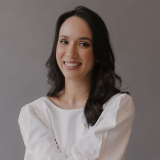 Dra. Juliana Laurindo