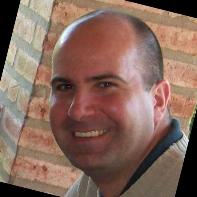 Hernán Pablo Fanuele, Psicólogo Belgrano