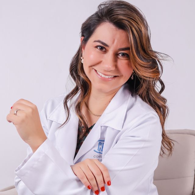 Bruna Brito Pelicioli, Oftalmologista Cascavel