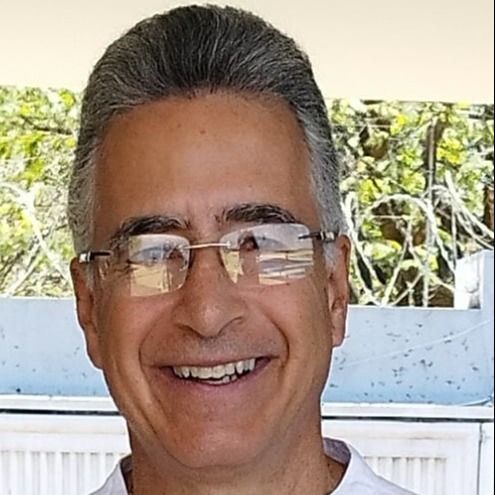 Claudio Kleber Ferreira Costa , Ortopedista - Traumatologista Montes Claros