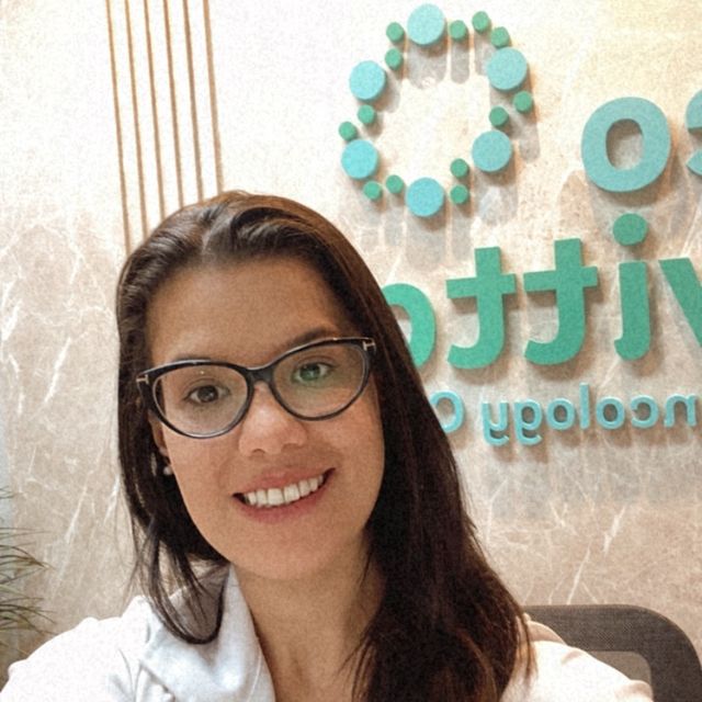 Adriana  Alvarenga , Cirurgião oncológico Campo Grande