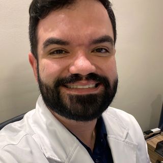 Ampliar imagem: Leonardo Ramos  Machado da Silva, Urologista Vila Velha