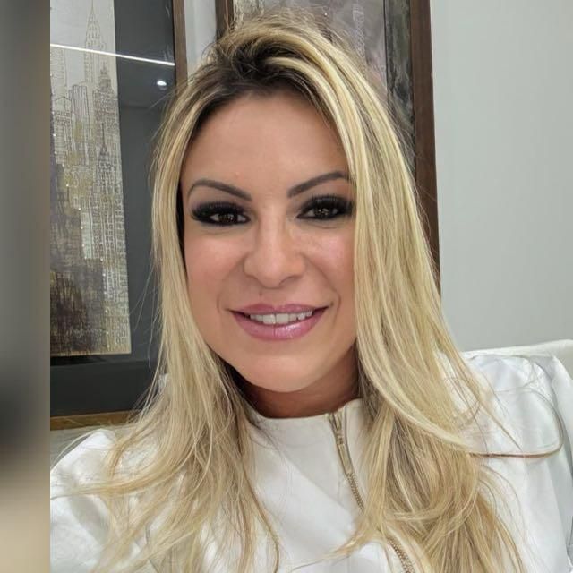 Walleska Hontana Ribeiro Ziviani, Pediatra Vassouras