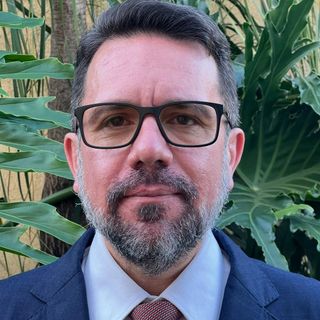 Marcelo Santana Silveira, Nefrologista Campo Grande
