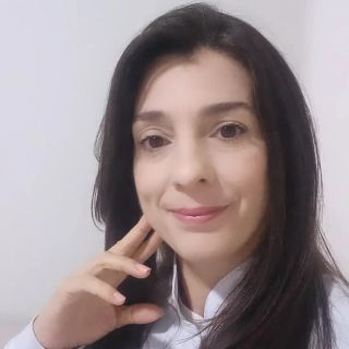 Dra. Márcia Miranda