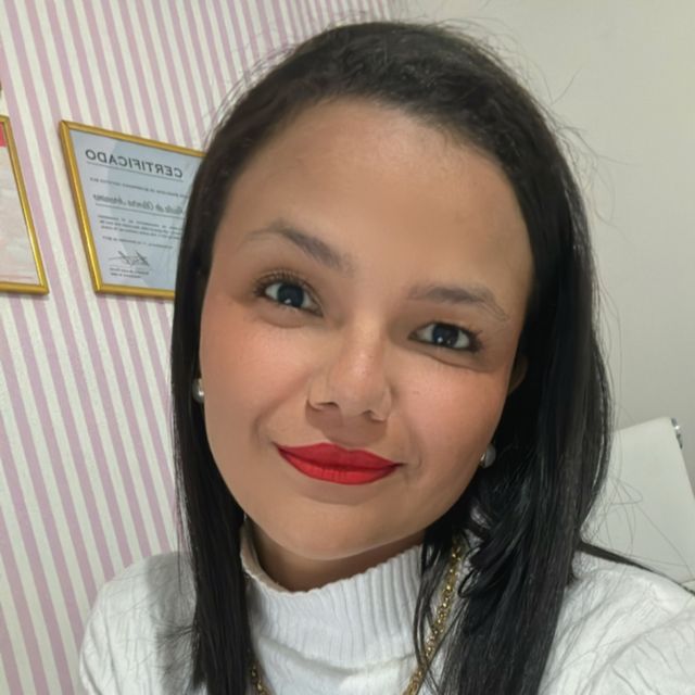 Ana Paula Oliveira Jeronimo, Quiropraxista Novo Hamburgo