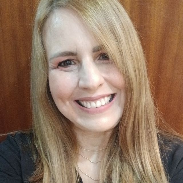 Juliana  Mauro valenzi, Psicanalista Ribeirão Preto