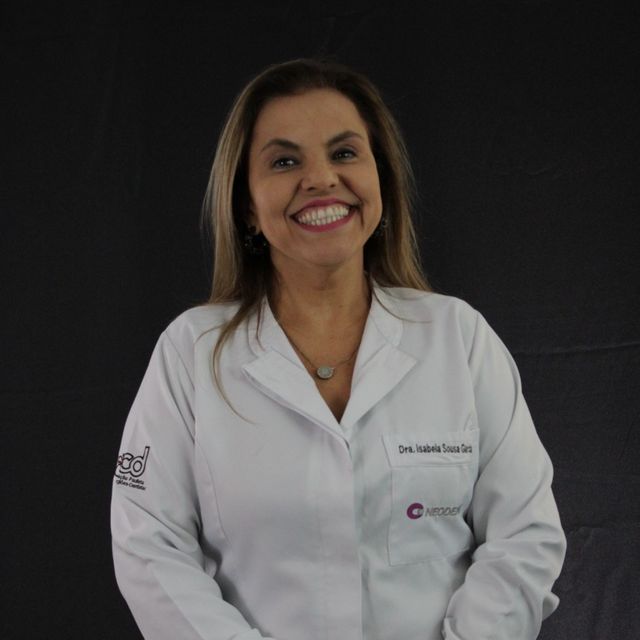 Isabela Sousa Garcia, Dentista Avaré