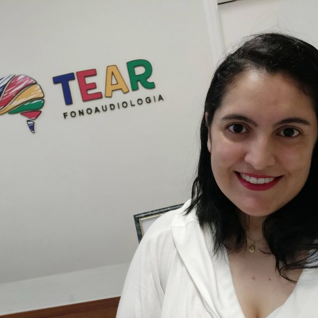 Aline Slompo de Moraes Castro, Fonoaudiólogo Sorocaba