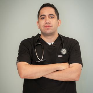 Dr. Daniel Arias