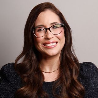 Dra. Renata Santiago