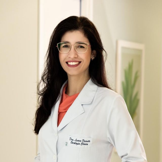 Luana Pescuite, Oncologista Vila Velha