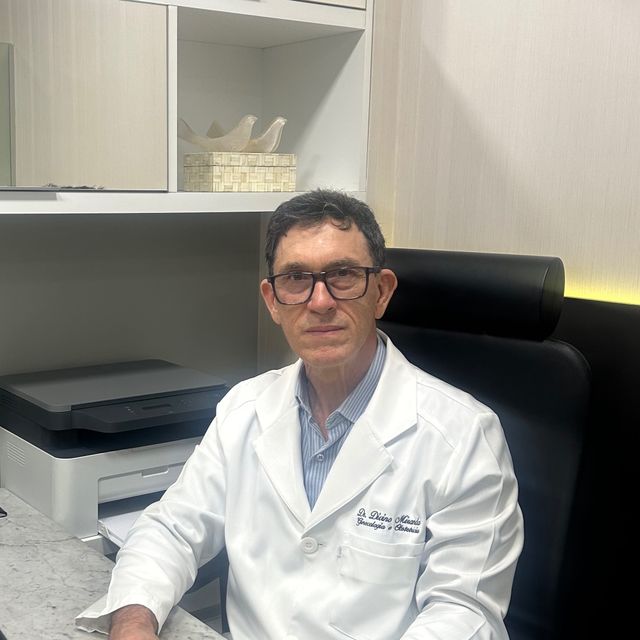 Divino Pereira de Miranda, Ginecologista Goiânia