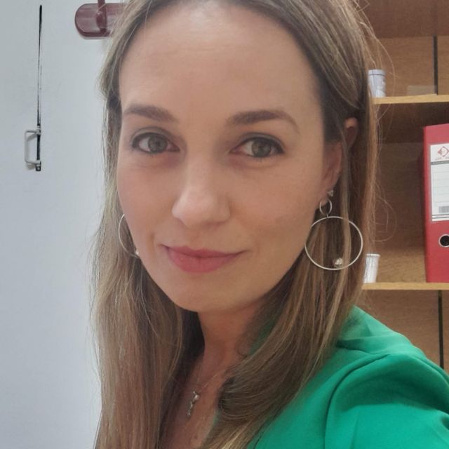 Gabriela I. Hoffmann, Psicólogo Tres Arroyos