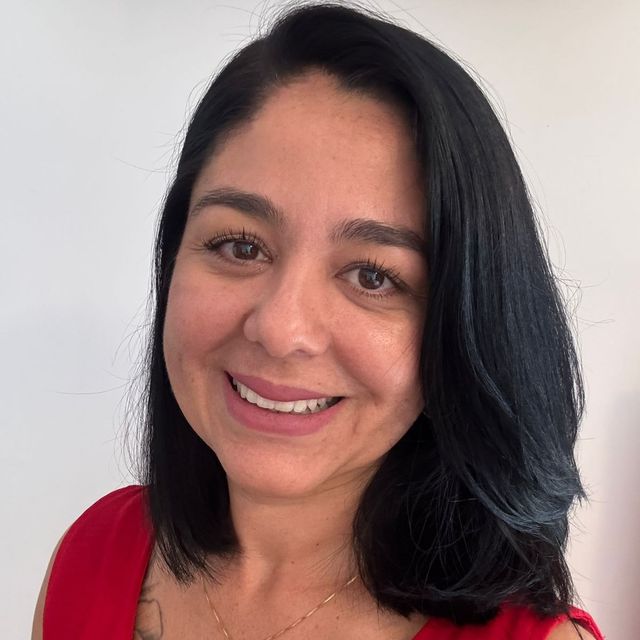 Thais Christina de Oliveira Gomes, Psicólogo Praia Grande