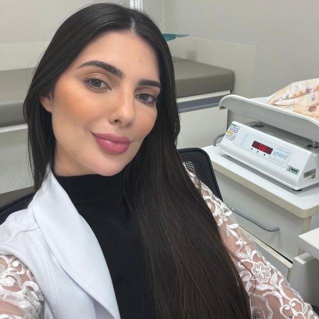 Thaisa Medeiros, Pediatra São Paulo