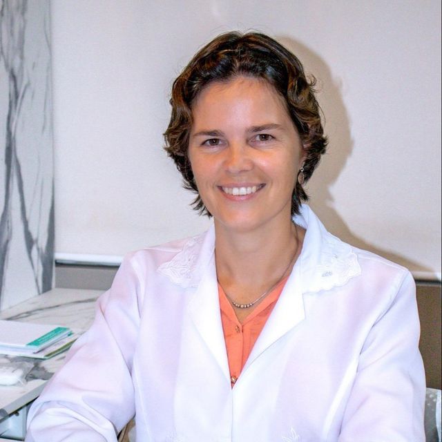 Fernanda Wagner Wisocki, Ginecologista Florianópolis