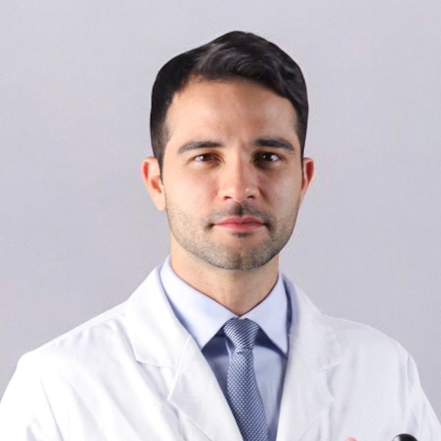 Ian Bustorff Freire, Ortopedista - Traumatologista São Paulo