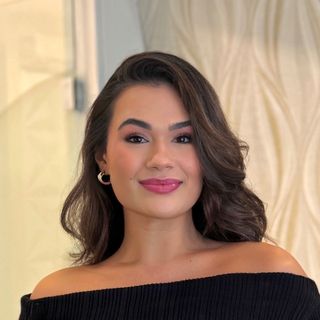 Ampliar imagem: Laryssa Linhares, Dentista São José Dos Pinhais