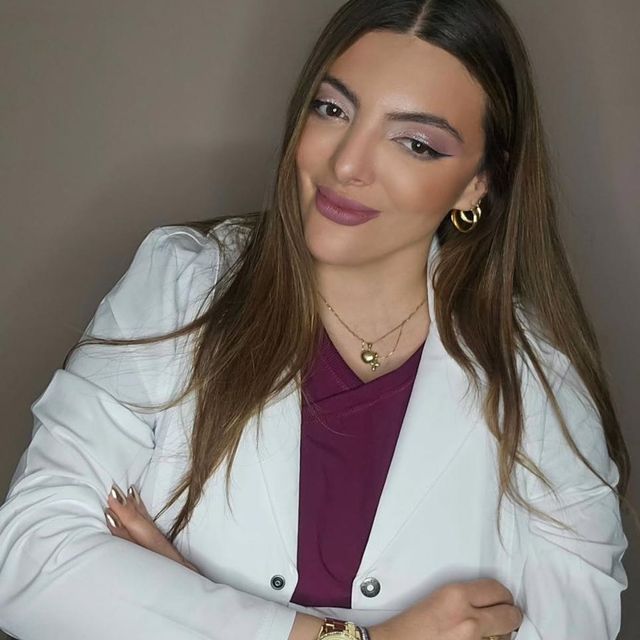 Grecia Zambrano, Médico general Punta Arenas