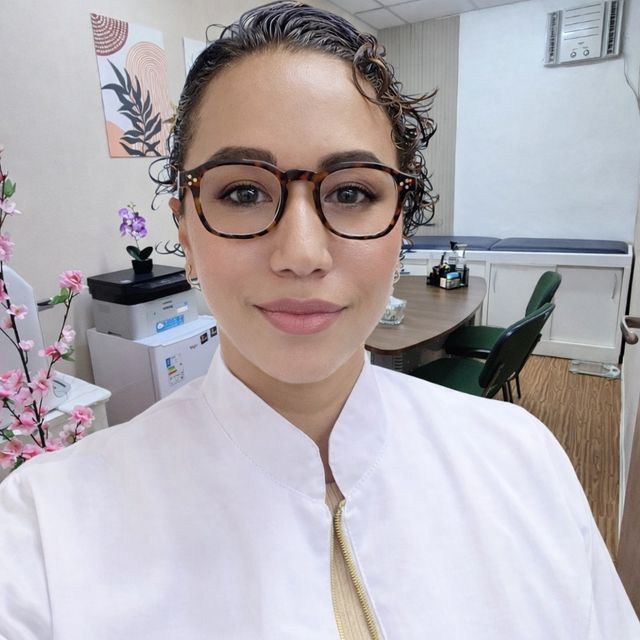 Joyce  Valente, Médico clínico geral Rio de Janeiro