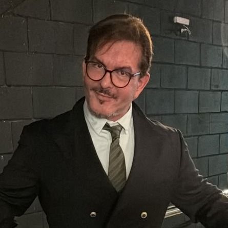Roberto Bijos, Cirurgião plástico São Paulo