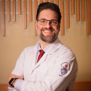 Cesar Luis  Hinckel, Ortopedista - Traumatologista Porto Alegre