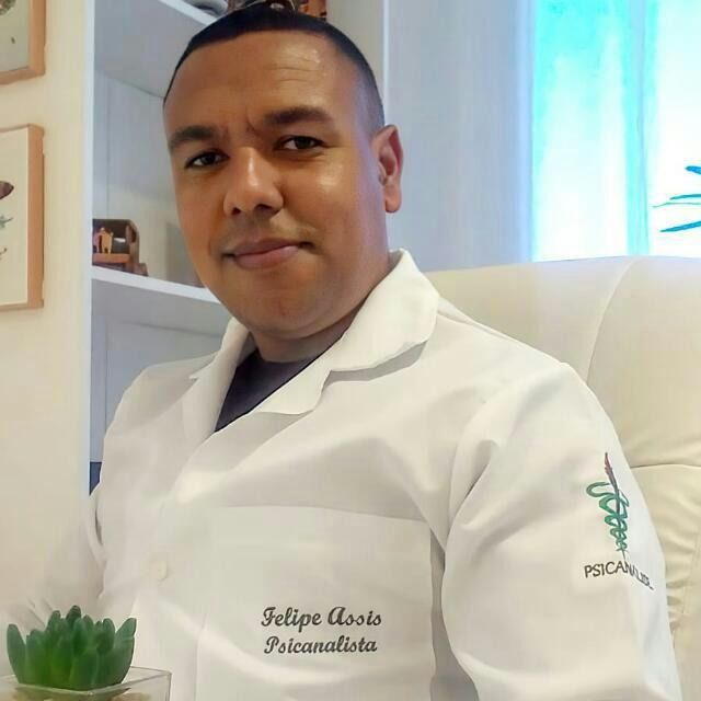 Felipe  da Silva de Assis, Psicanalista Nova Iguaçu