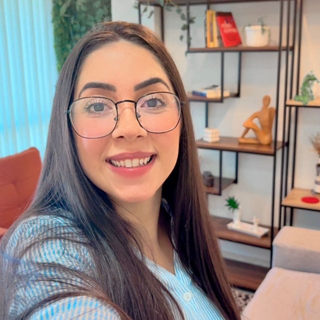 Emillyn Andrade, Psicólogo Tijuca