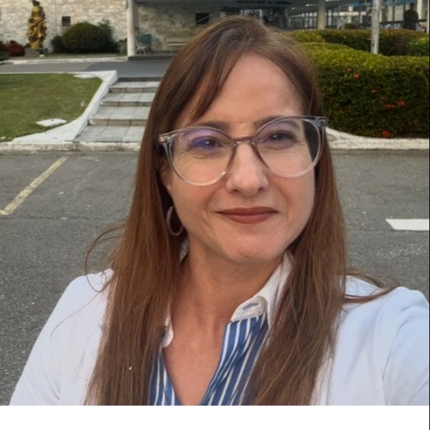 Luciana Lopes Gila, Cirurgião vascular Rio de Janeiro