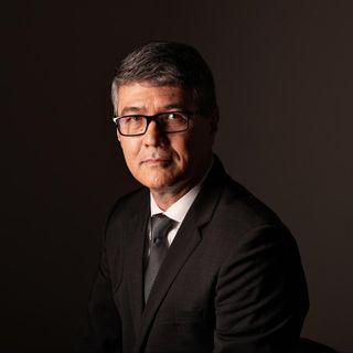 Dr. Nario Rodolfo Takimoto